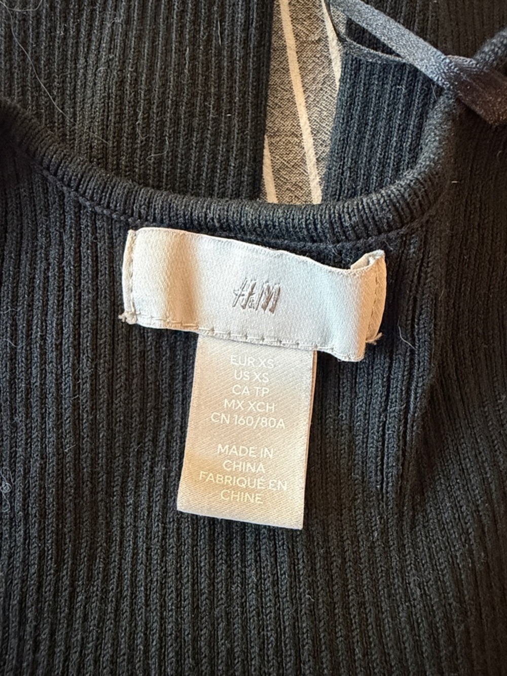 H&M Ribbed Longsleeve - Picture 3 of 3